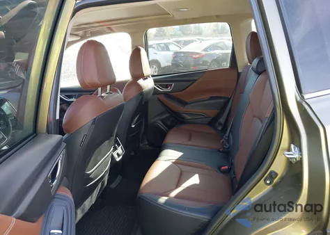 2023 Subaru Forester Touring z USA, uszkodzony, nr VIN JF2SKARC9PH510253